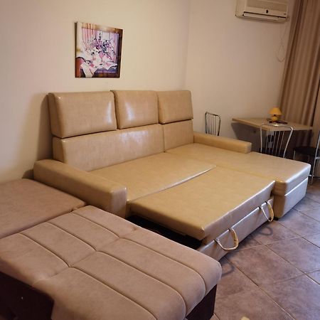 Dl Apartments Aheloy Extérieur photo