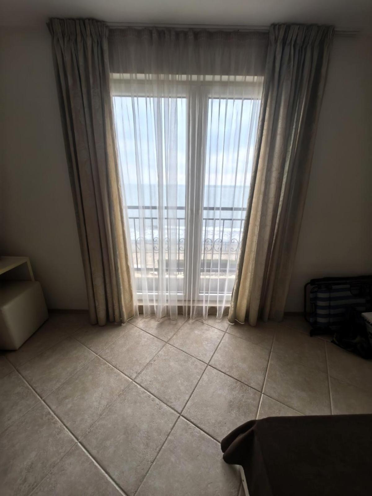 Dl Apartments Aheloy Extérieur photo